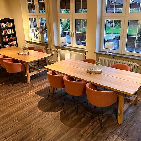 Landhotel Alte Schule - Hotel Garni シリヒ エクステリア 写真