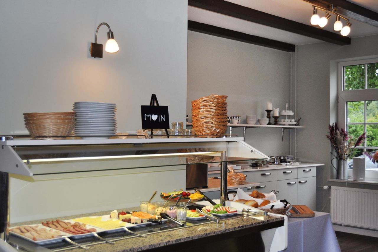 Landhotel Alte Schule - Hotel Garni シリヒ エクステリア 写真