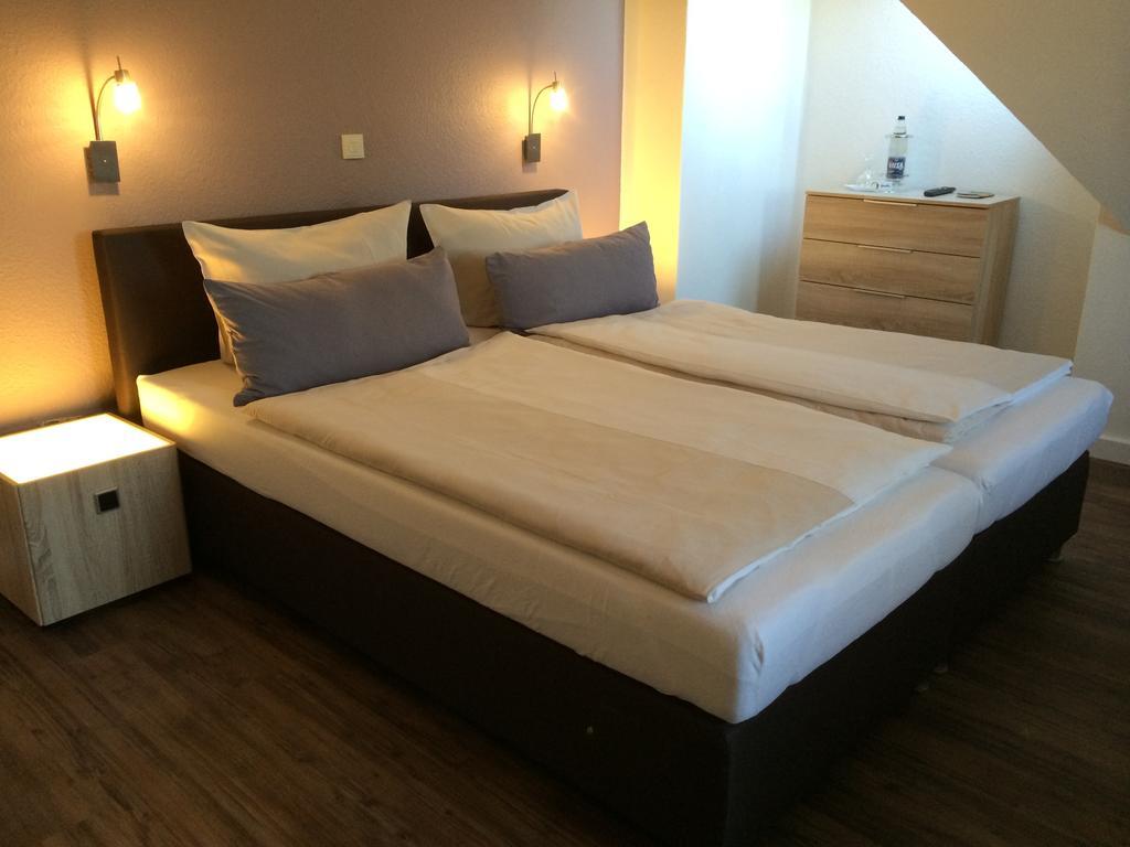 Landhotel Alte Schule - Hotel Garni シリヒ 部屋 写真