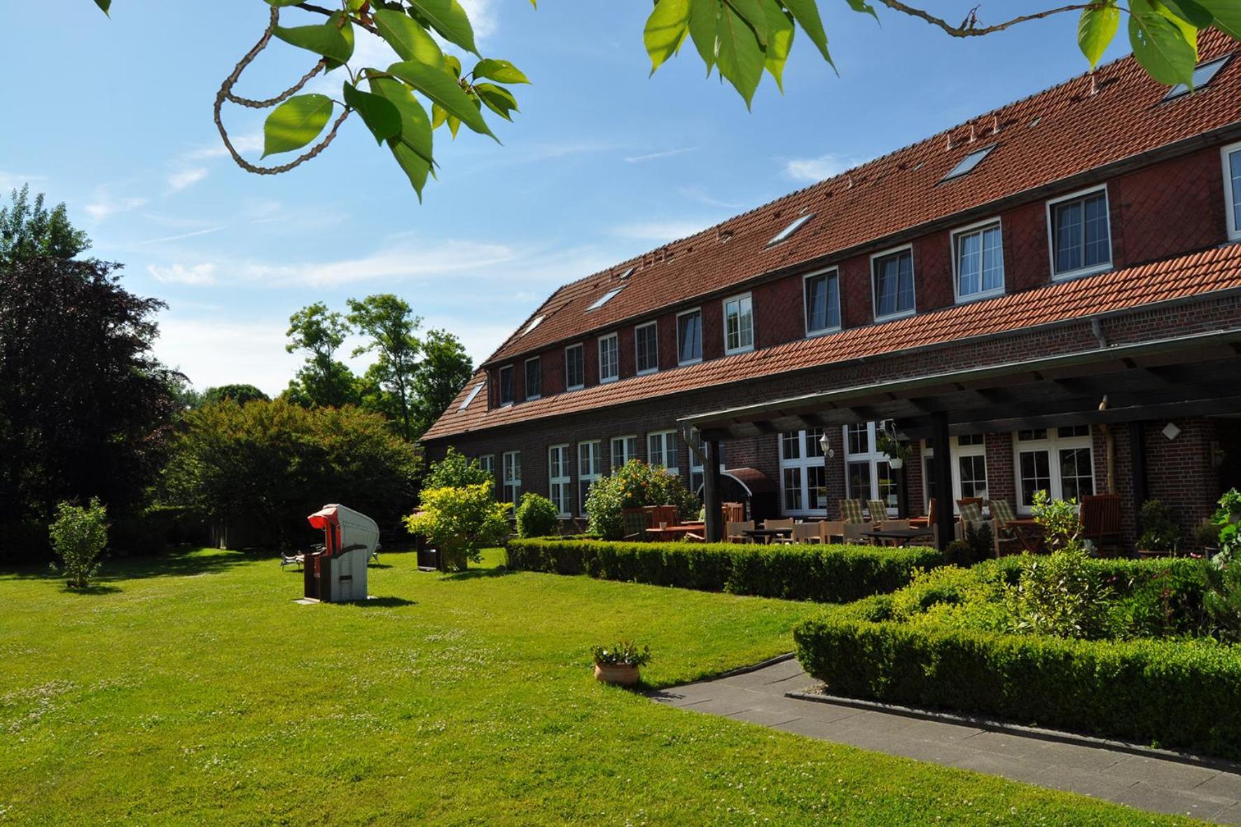Landhotel Alte Schule - Hotel Garni シリヒ エクステリア 写真