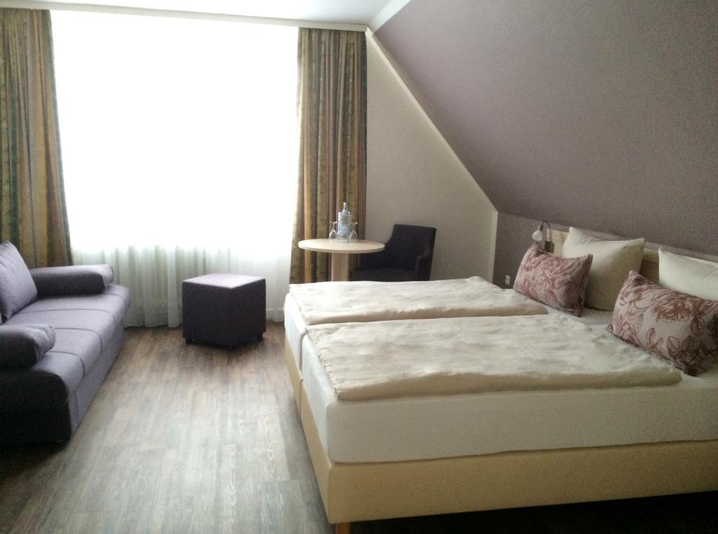 Landhotel Alte Schule - Hotel Garni シリヒ 部屋 写真