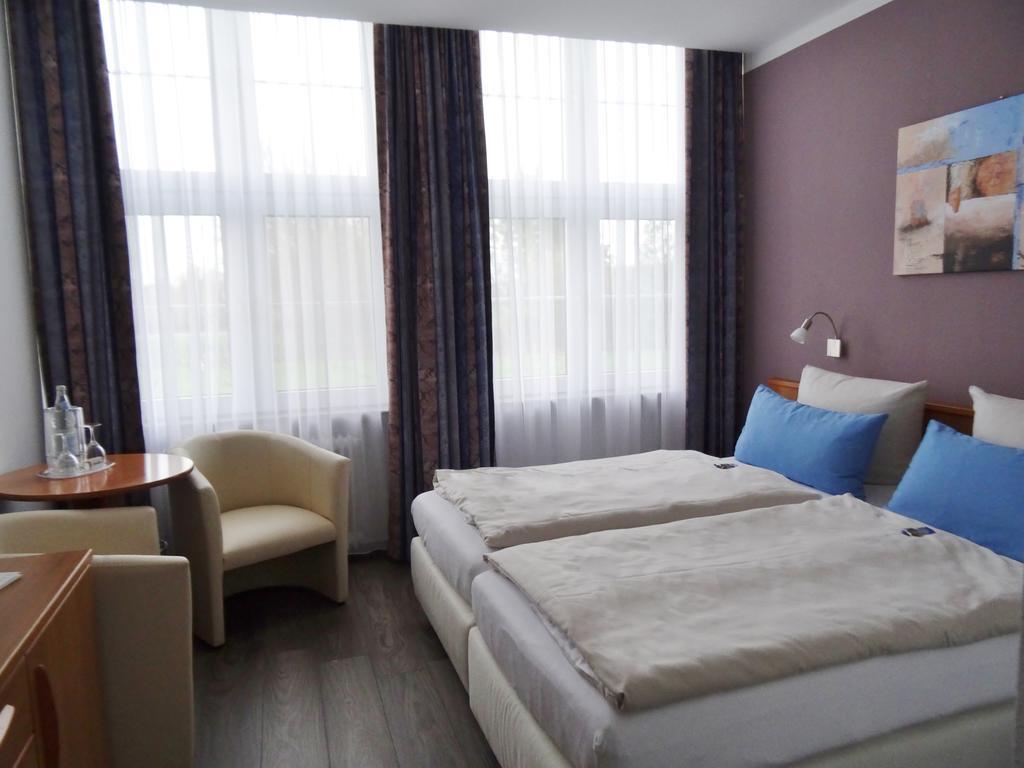 Landhotel Alte Schule - Hotel Garni シリヒ 部屋 写真